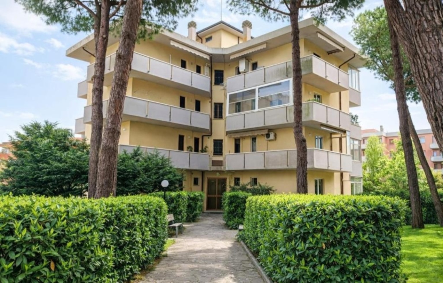 The building and garden